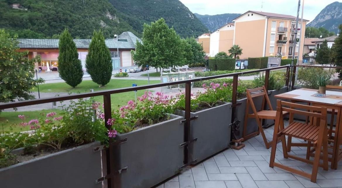 Valley House Roe Екстериор снимка