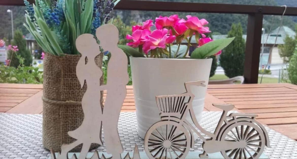 Valley House Roe Екстериор снимка